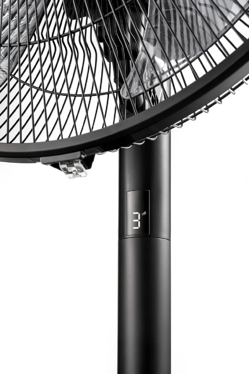 DeLonghi Pedestal Fan with Telescopic Height