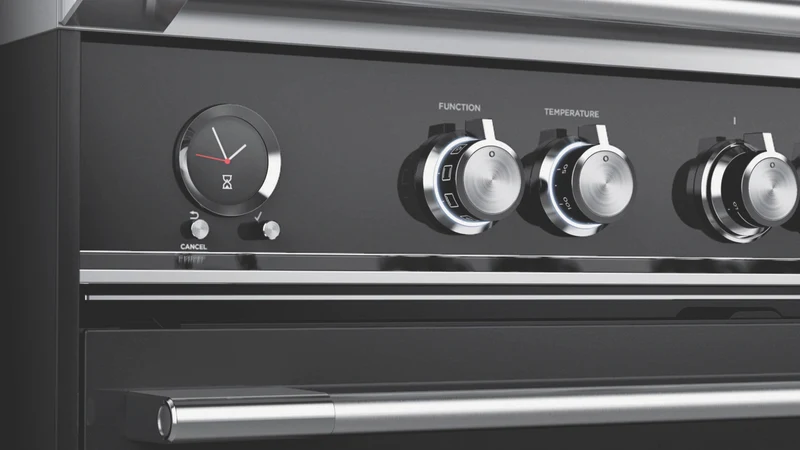 Fisher & Paykel 90cm Series 9 Classic 5 Zone Induction Pyrolytic Cooker, SmartZone