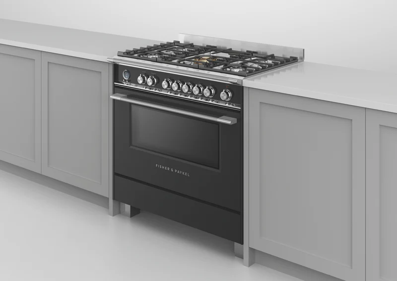 Fisher & Paykel 90cm Series 9 Classic 5 Burner Dual Fuel Pyrolytic Cooker
