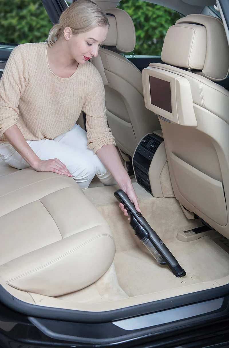 BLACK & DECKER 12V Brushless Hand Vacuum Black