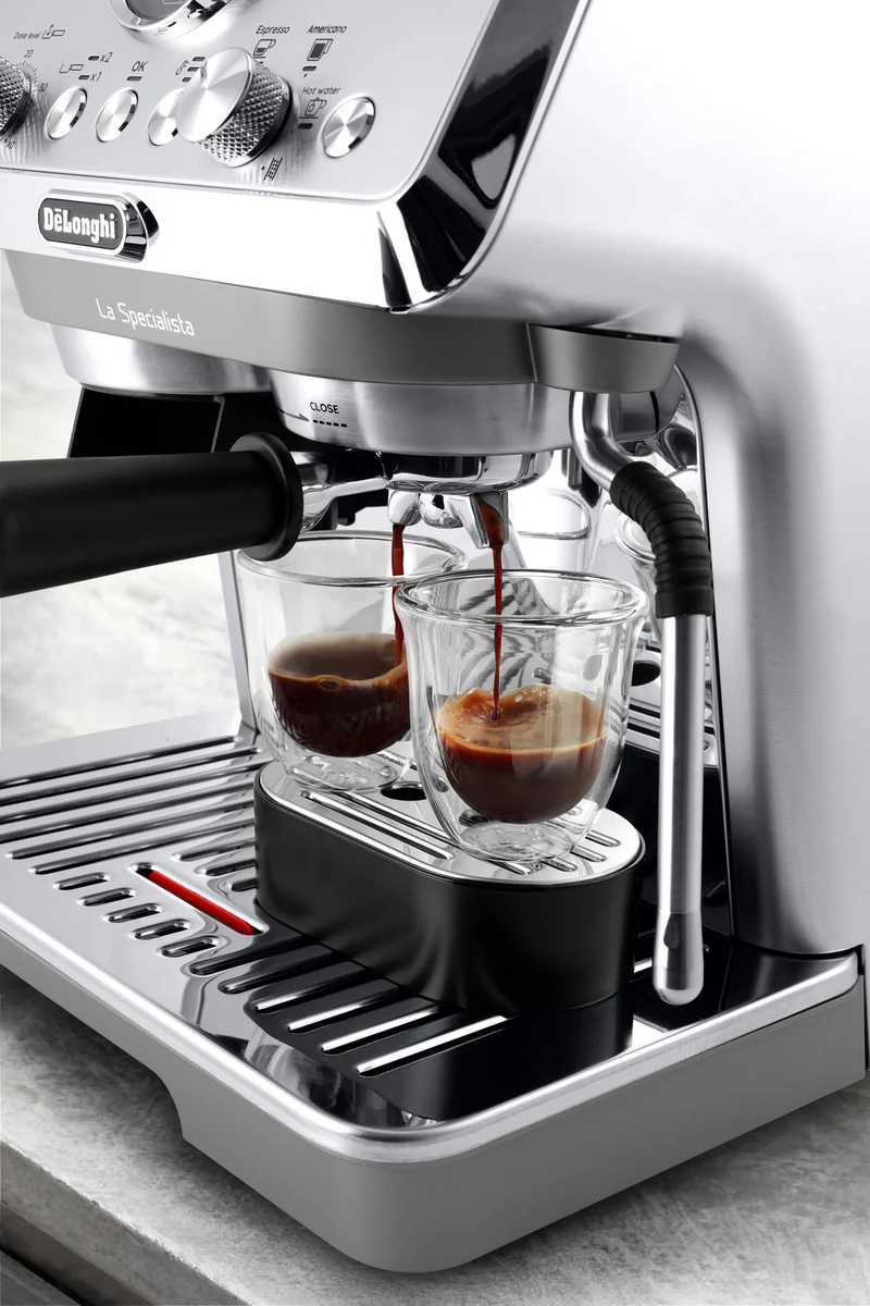 DeLonghi La Specialista Arte Evo with Cold Brew Coffee Machine