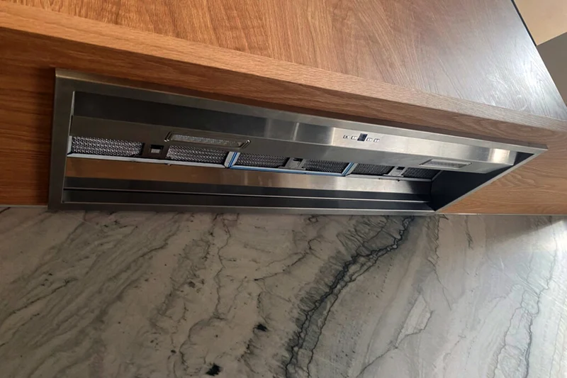 Schweigen 90cm Silent Undermount Rangehood with Inline Motor, Stainless Steel ** 2 BOXES **