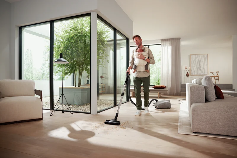 Miele Guard L1 Comfort XL Bagged Vacuum Titanium Pearl