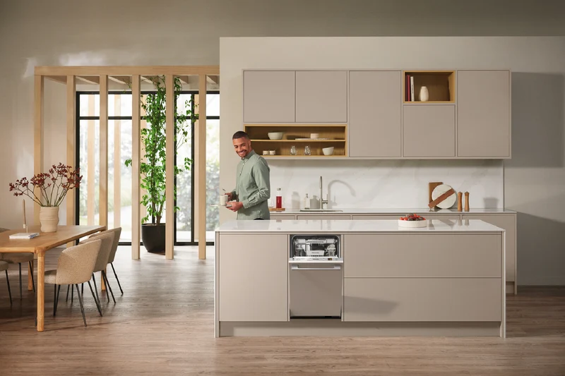 Miele 45cm Fully Integrated Dishwasher with QuickPowerWash