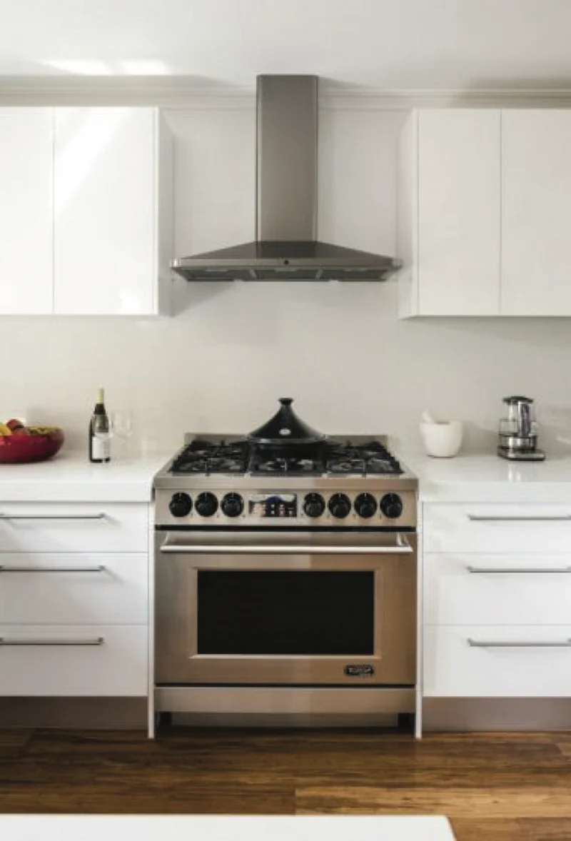 Schweigen 90cm Silent Canopy Rangehood, Stainless Steel ** 2 BOXES**