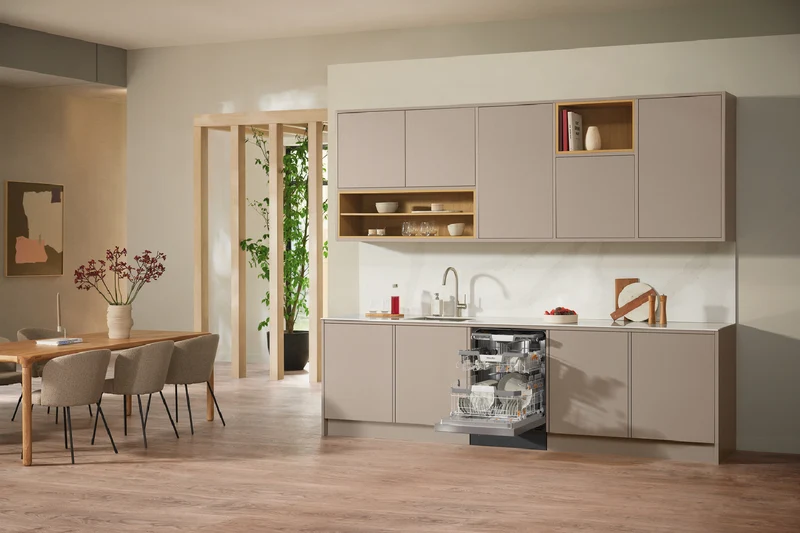 Miele 60cm Built-Under Dishwasher with AutoOpen Drying and Automatic Dispensing PowerDisk CleanSteel