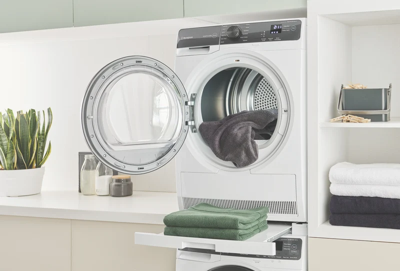 Electrolux Stacking Kit With Shelf - White