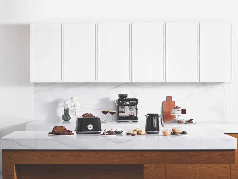 Breville the Barista Express Impress Black Truffle