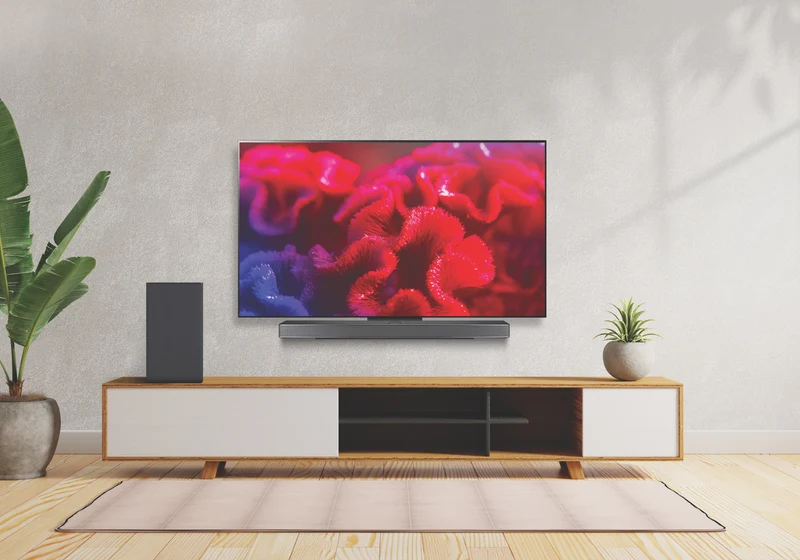 LG 83" OLED EVO C4 4K Smart TV 24