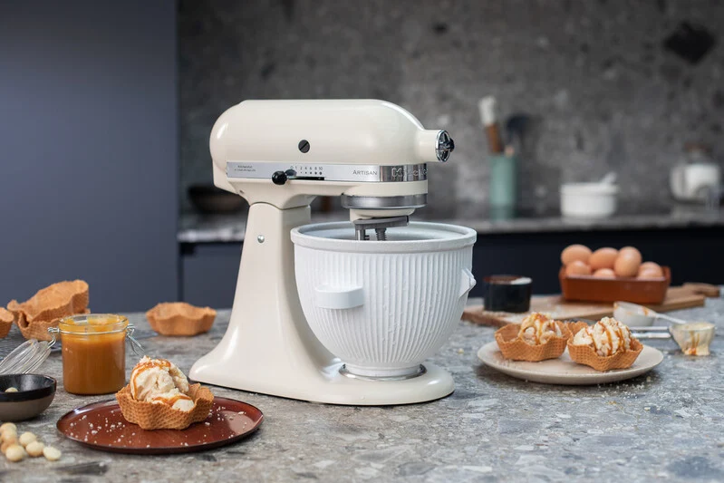 KitchenAid 4,8 L 5KSM175 Artisan Küchenmaschine Pastalover mit 3-in-1 Nudelvorsatz