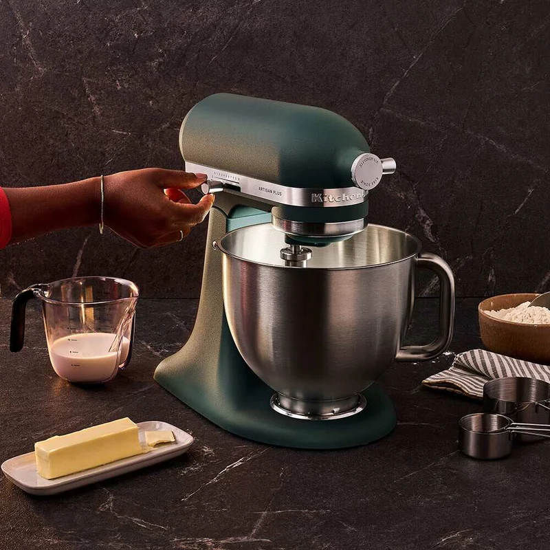 KitchenAid 4,7 L 5KSM50 Artisan Plus Küchenmaschine Meatlover mit Metallfleischwolf + Spritzgebäckvorsatz