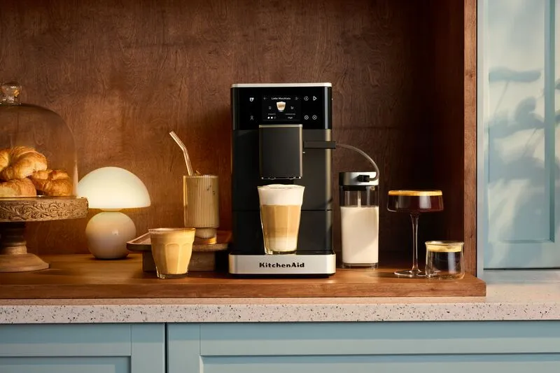 KitchenAid Kaffeevollautomat KF4 mit Iced Coffee-Funktion