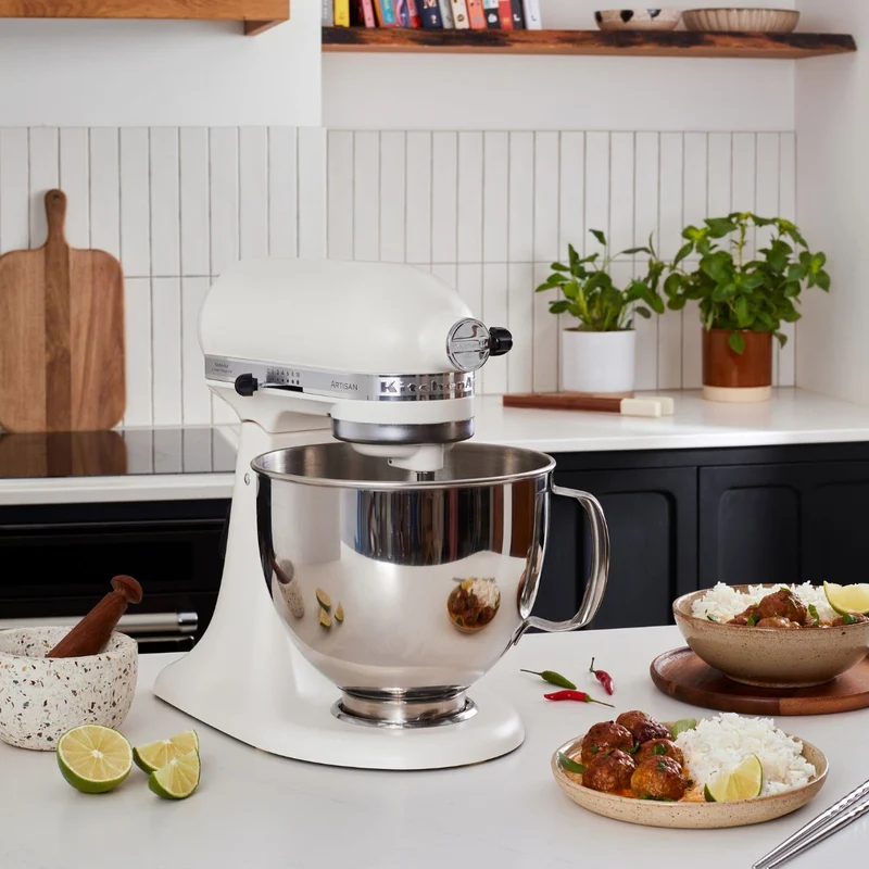 KitchenAid 4,8 L 5KSM175 Artisan Küchenmaschine Beginnerset mit Gemüseschneider